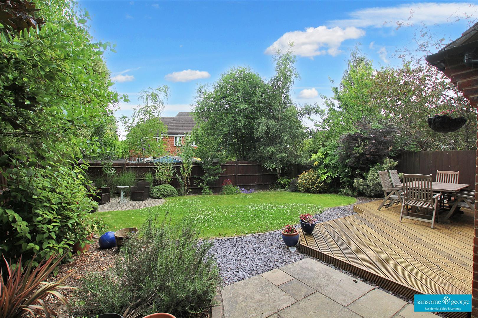 Woodthorne Close, Tilehurst, Tilehurst Reading